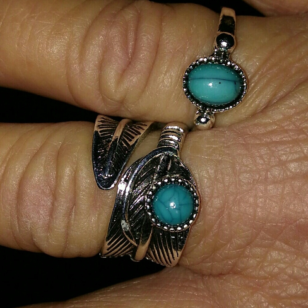 Turquoise rings - Picture 2 of 3